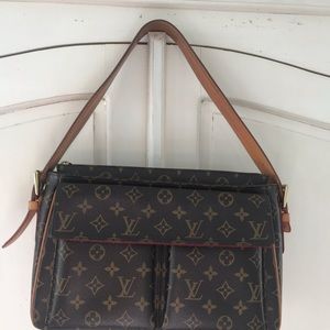 Louis Vuitton shoulder bag.